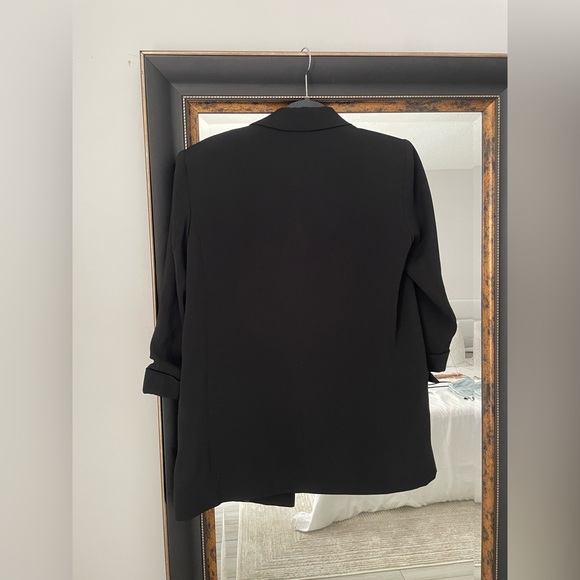 Zara Black Blazer w/ Rolled-Up Sleeves - Picture 4 of 5